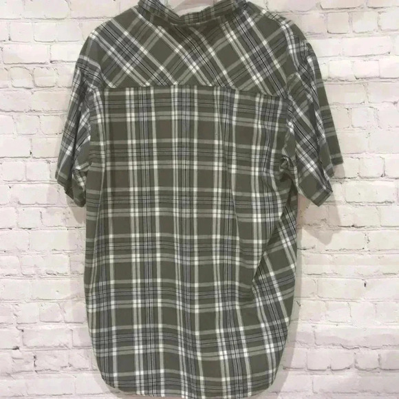 C.E. Schmidt Workwear Button Up Shirt - Picture 2 of 3